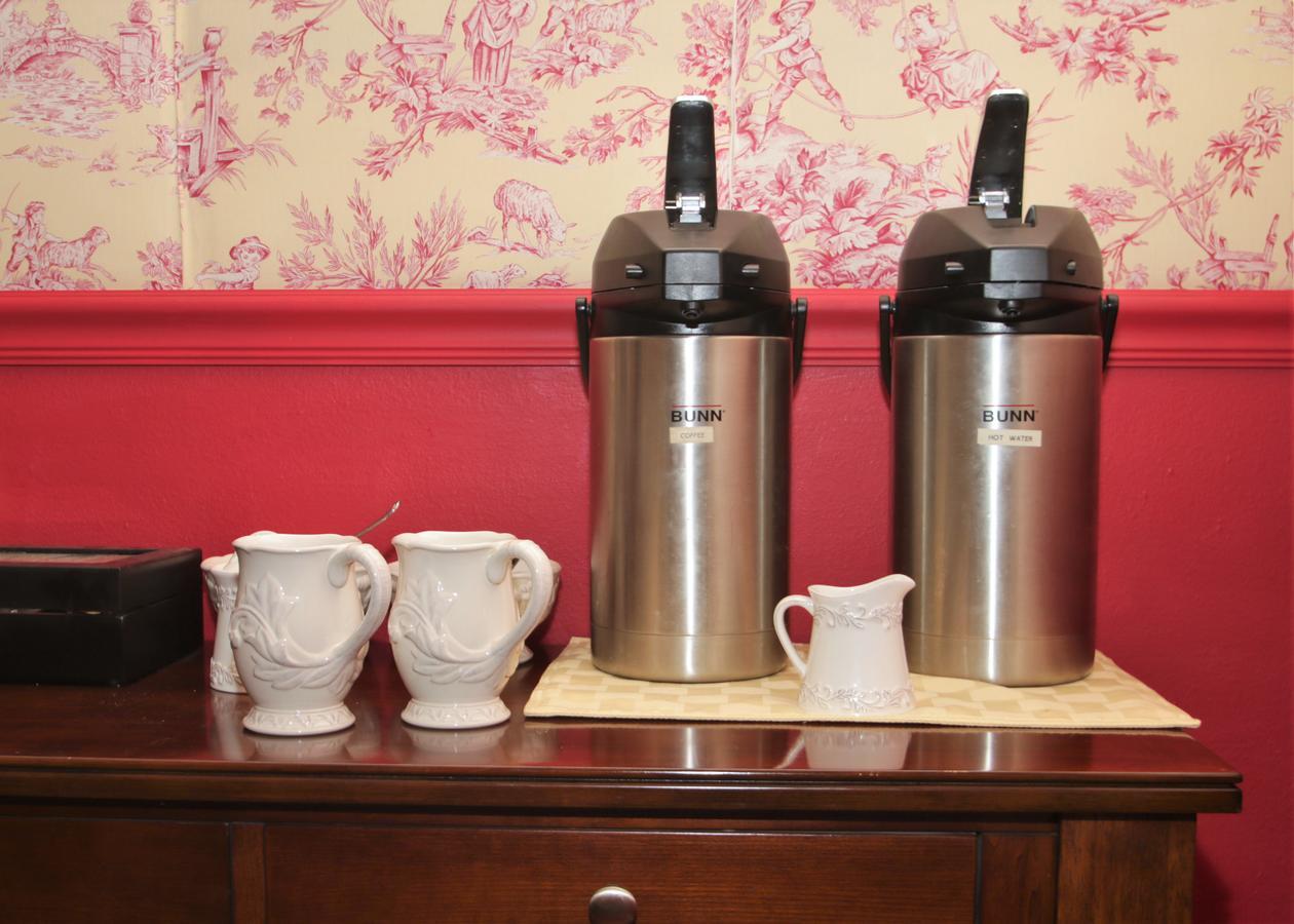Skye Cottage Bed & Breakfast Central City Exteriör bild